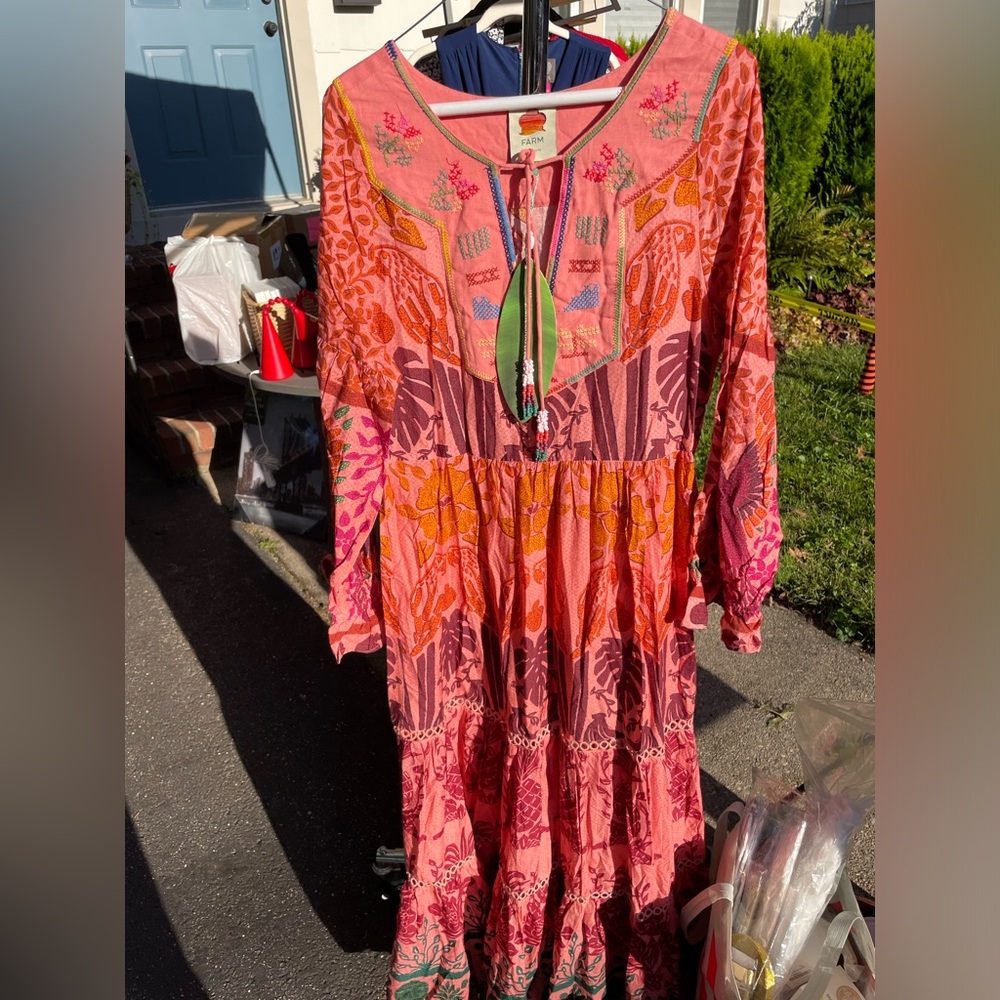 NWT Farm Rio Ainika Printed Macaws Dress (Small)